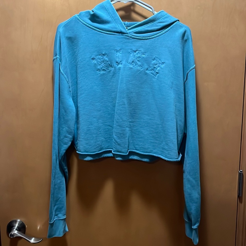 NIKE cropped hoodie